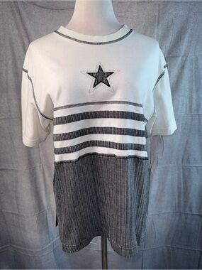 1259-Vintage BLAST Women’s White & Black Star Stripe Short Sleeve Tee